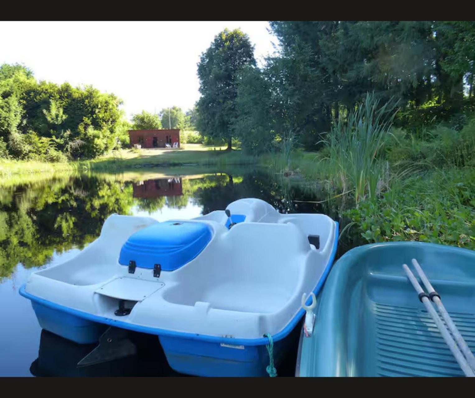 Cabane Limousine Au Bord D'Un Etang Bonnac-la-Côte Екстериор снимка